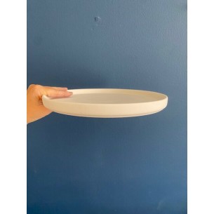 Plato liso con borde 26 cm. - MOET 2