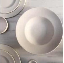 Platos y bandejas bizcocho