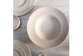 Platos y bandejas bizcocho