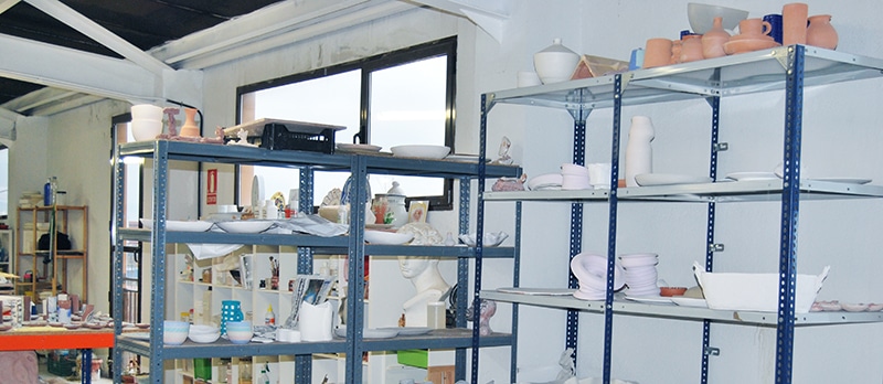 espacios de trabajo compartido en taller cerámico PotteryGym